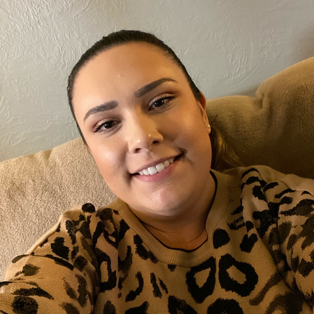 Meet your Posher, Selena